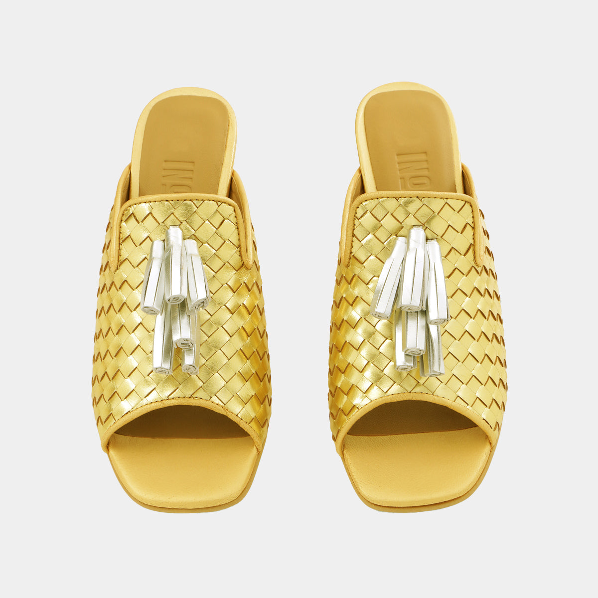 GOLDEN MONICA