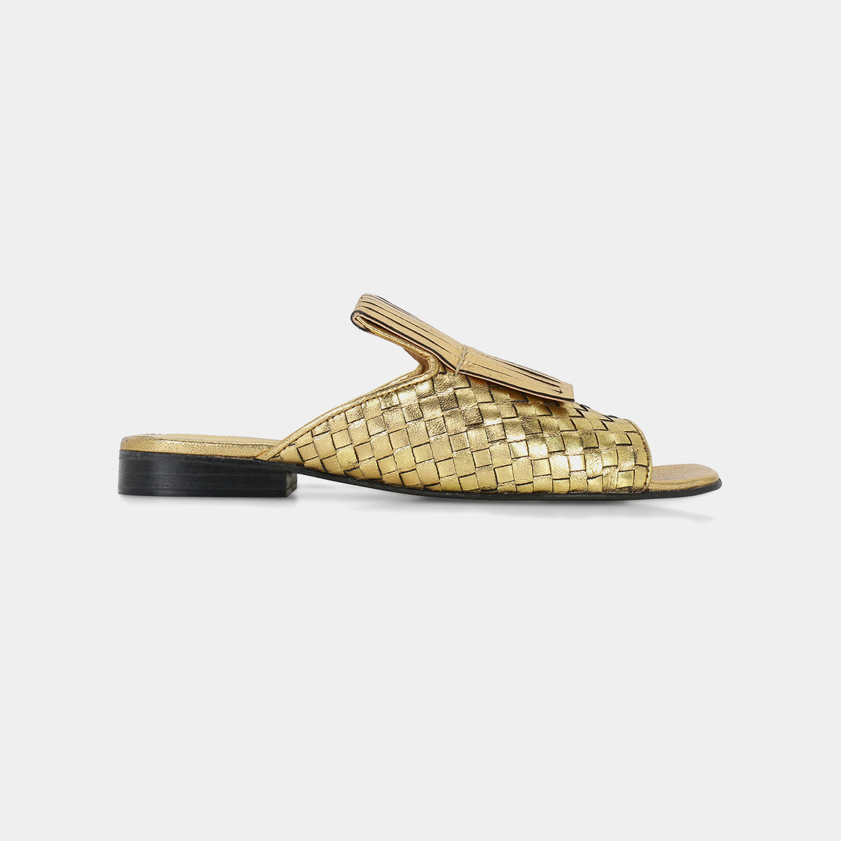 GOLDEN AURO FLATS